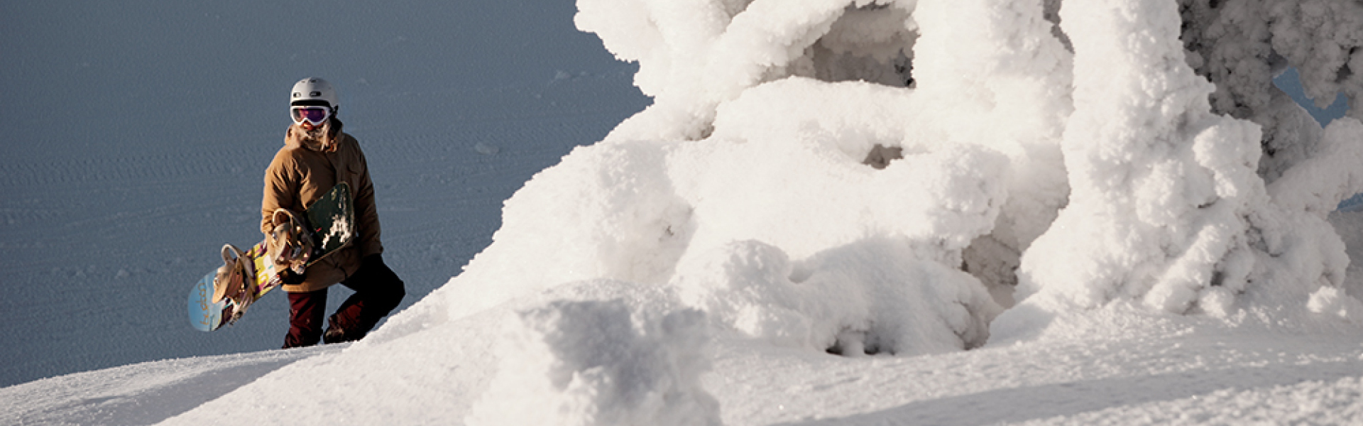 PT_23W_Ruka_snowboard_Landing Page